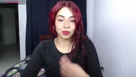 Snapshot of atena_messy chatting on January 7, 2025, 12:13 am atena messy online show from January 7, 2025, 12:13 am