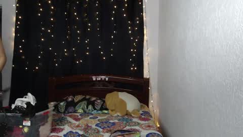 Snapshot of atena_messy chatting on January 14, 2025, 7:11 pm atena messy online show from January 14, 2025, 7:11 pm