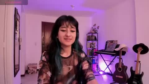 Atenea online show from July 13, 2026, 9:06 pm