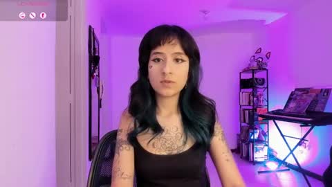 Atenea online show from July 23, 2026, 8:18 pm