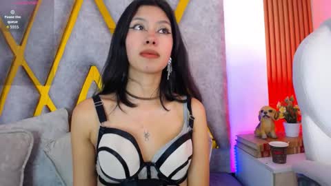 Athenea online show from April 16, 2026, 2:45 am