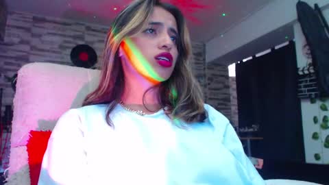 Snapshot of ateneasairce chatting on January 30, 2025, 3:40 pm Atenea online show from January 30, 2025, 3:40 pm