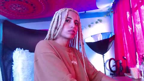 Snapshot of ateneasairce chatting on October 3, 2025, 4:15 pm Atenea online show from October 3, 2025, 4:15 pm