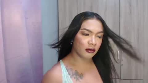 Snapshot of athena_faxx chatting on November 13, 2025, 11:20 am athena_faxx online show from November 13, 2025, 11:20 am