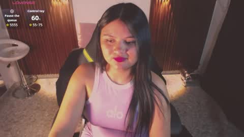 athena_snaw online show from May 26, 2026, 2:51 am