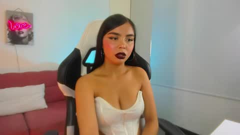 atheneaa_as online show from June 2, 2026, 8:55 pm