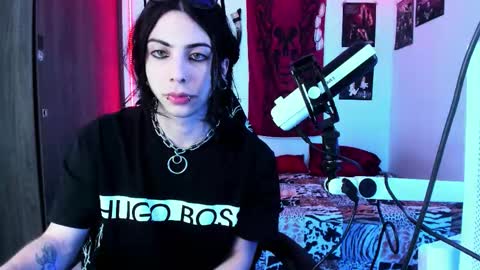 Snapshot of atheneoo_ chatting on October 2, 2025, 6:31 am athenauwu online show from October 2, 2025, 6:31 am