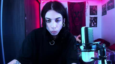 Snapshot of atheneoo_ chatting on November 7, 2025, 5:51 am athenauwu online show from November 7, 2025, 5:51 am