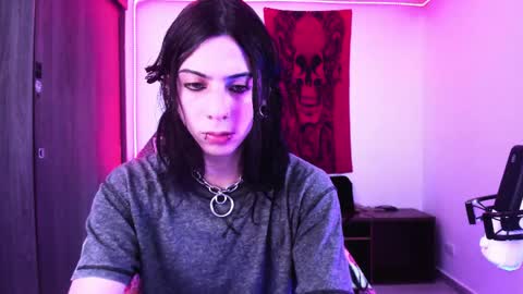 Snapshot of atheneoo_ chatting on May 23, 2026, 5:56 am athenauwu online show from May 23, 2026, 5:56 am