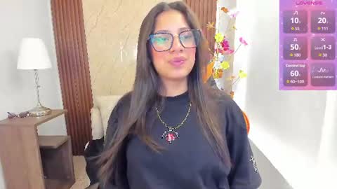 Snapshot of atiena_ chatting on June 21, 2026, 9:39 pm Atiena online show from June 21, 2026, 9:39 pm
