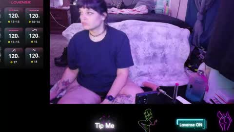 Atomicfireball8 online show from September 24, 2025, 2:37 am