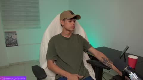 Atreus online show from December 2, 2025, 7:36 am