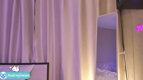 Mary online show from February 17, 2025, 1:10 pm