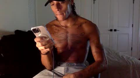 Snapshot of augiexrated chatting on April 28, 2026, 2:27 am augiexrated online show from April 28, 2026, 2:27 am