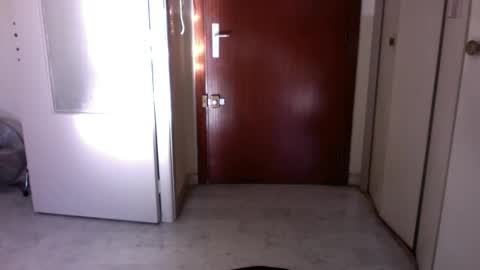 auguste688483 online show from February 6, 2026, 9:12 am