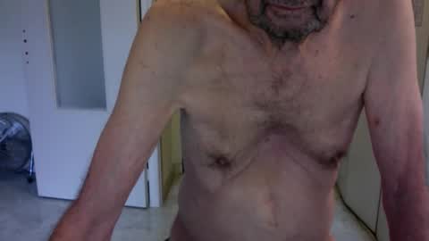 auguste688483 online show from February 27, 2026, 9:20 am