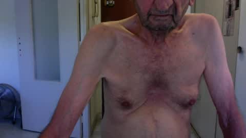Snapshot of auguste688483 chatting on June 20, 2026, 1:47 pm auguste688483 online show from June 20, 2026, 1:47 pm