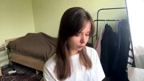 Mari online show from April 14, 2026, 9:59 am