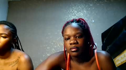 Auleria online show from July 25, 2026, 7:33 pm