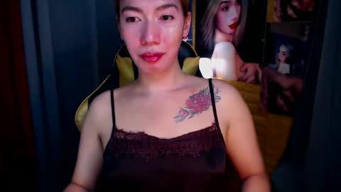 Miss awra online show from November 27, 2025, 5:20 am