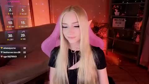 Aura online show from June 10, 2026, 8:52 pm