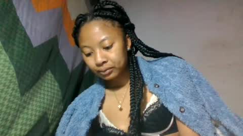 Snapshot of aurelie08 chatting on June 30, 2026, 3:18 am aurelie08 online show from June 30, 2026, 3:18 am