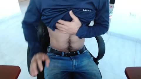 Aureliano online show from April 24, 2026, 10:01 pm