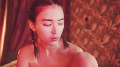 Nayeon online show from December 20, 2024, 11:32 am