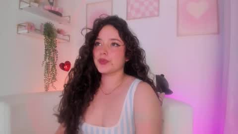 Snapshot of aurora_aaa chatting on November 3, 2025, 11:04 pm Aurora online show from November 3, 2025, 11:04 pm