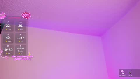 aurora_divine online show from April 14, 2026, 7:09 pm