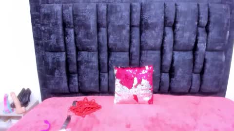 AURORA online show from January 14, 2026, 1:39 pm