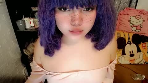 Snapshot of aurora_more chatting on February 24, 2025, 1:24 am cute online show from February 24, 2025, 1:24 am