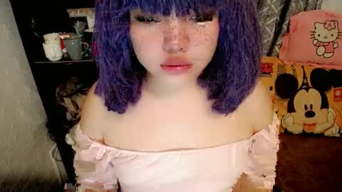 Snapshot of aurora_more chatting on March 2, 2025, 2:32 pm cute online show from March 2, 2025, 2:32 pm