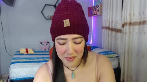 Snapshot of aurora_shy_ chatting on January 10, 2025, 3:07 am Aurora online show from January 10, 2025, 3:07 am