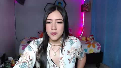 Snapshot of aurora_shy_ chatting on September 10, 2025, 6:46 am Aurora online show from September 10, 2025, 6:46 am