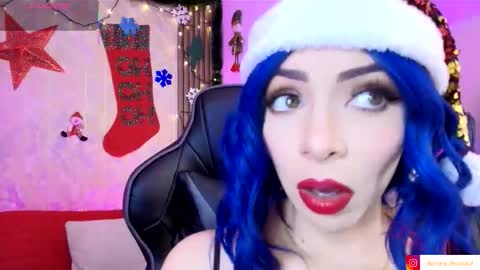 Snapshot of aurora_thomas chatting on December 16, 2025, 4:39 am Aurora online show from December 16, 2025, 4:39 am