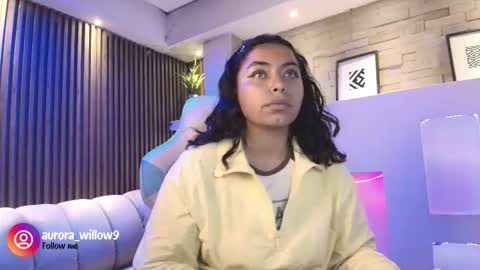 aurora_willow9 online show from November 24, 2025, 2:55 am
