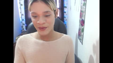 Snapshot of auroraaddams chatting on October 24, 2025, 7:10 pm AURORA online show from October 24, 2025, 7:10 pm