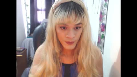 Snapshot of auroraaddams chatting on October 28, 2025, 5:48 pm AURORA online show from October 28, 2025, 5:48 pm