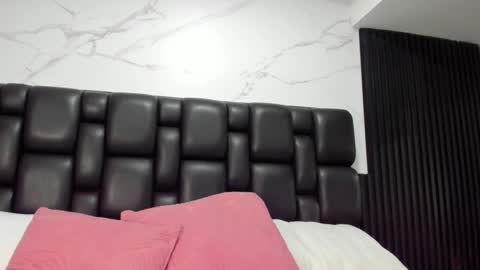 Snapshot of aurorabon chatting on December 12, 2024, 10:45 am Aurora online show from December 12, 2024, 10:45 am