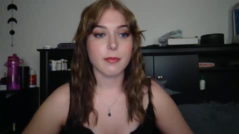 Snapshot of auroralightz1 chatting on October 24, 2025, 3:47 am auroralightz1 online show from October 24, 2025, 3:47 am