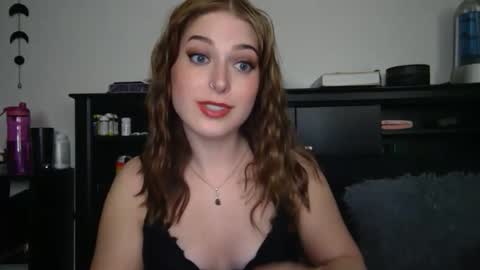 Snapshot of auroralightz1 chatting on October 29, 2025, 1:19 am auroralightz1 online show from October 29, 2025, 1:19 am