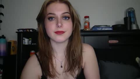 Snapshot of auroralightz1 chatting on December 22, 2025, 3:36 am auroralightz1 online show from December 22, 2025, 3:36 am