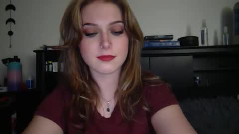 Snapshot of auroralightz1 chatting on January 13, 2026, 4:18 am auroralightz1 online show from January 13, 2026, 4:18 am