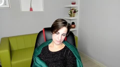 Snapshot of aurorascript chatting on December 12, 2024, 4:37 am Aurora online show from December 12, 2024, 4:37 am