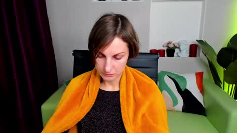 Snapshot of aurorascript chatting on December 14, 2024, 7:14 pm Aurora online show from December 14, 2024, 7:14 pm