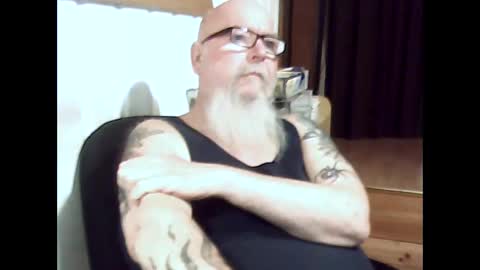 aussie4inch online show from May 13, 2026, 7:39 am