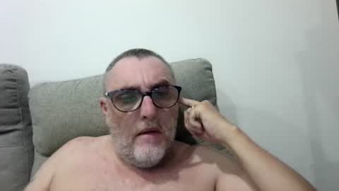 aussie_ozzie online show from July 14, 2026, 9:14 am