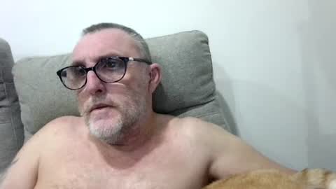 aussie_ozzie online show from July 14, 2026, 10:21 am