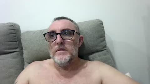 aussie_ozzie online show from July 22, 2026, 8:28 am